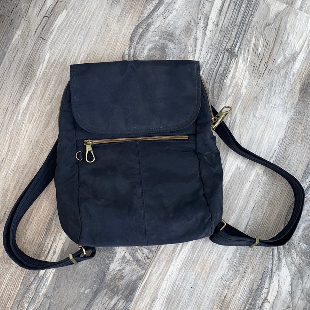 Travelon backpack